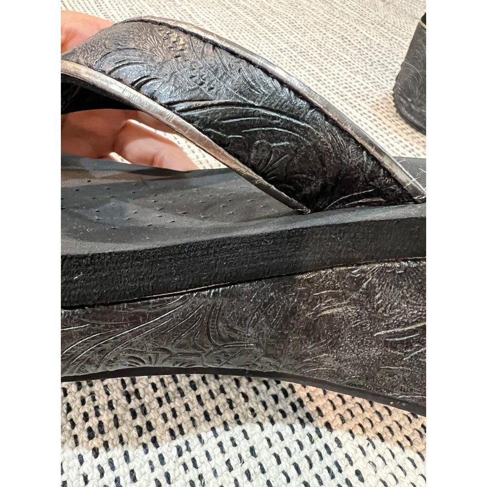 Volatile black 3ed flowers Women's Wedge Sandal size 8 - Picture 11 of 11